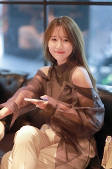 年轻的寡妇2